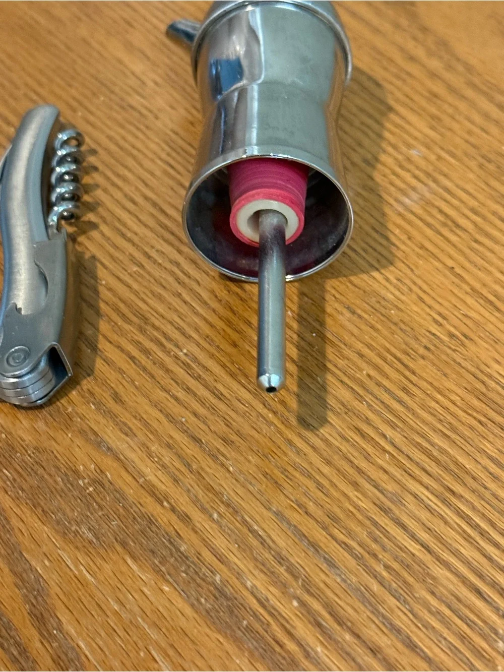 Silver Metal Bottle Pourer Stopper Rubber Cork Metal Tube & Waiters Corkscrew
